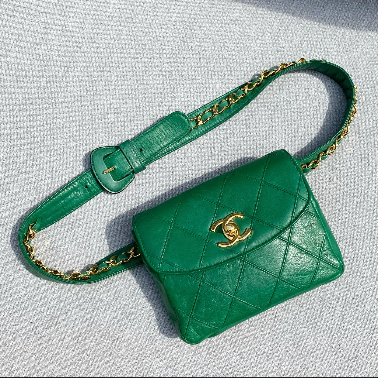 Chanel Vintage Early 1980's Green Belt Waist Bag - 28-30"