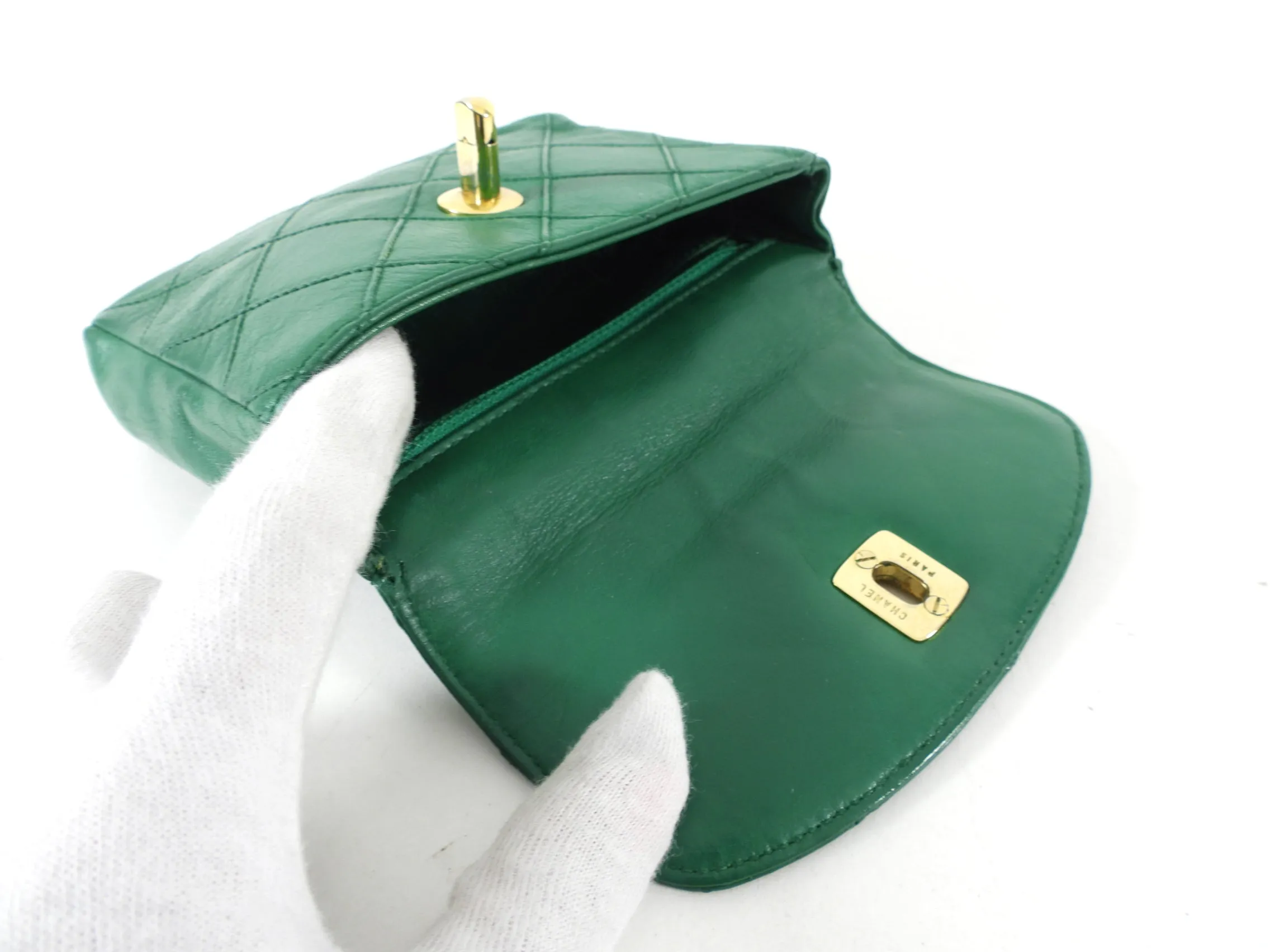 Chanel Vintage Early 1980's Green Belt Waist Bag - 28-30"