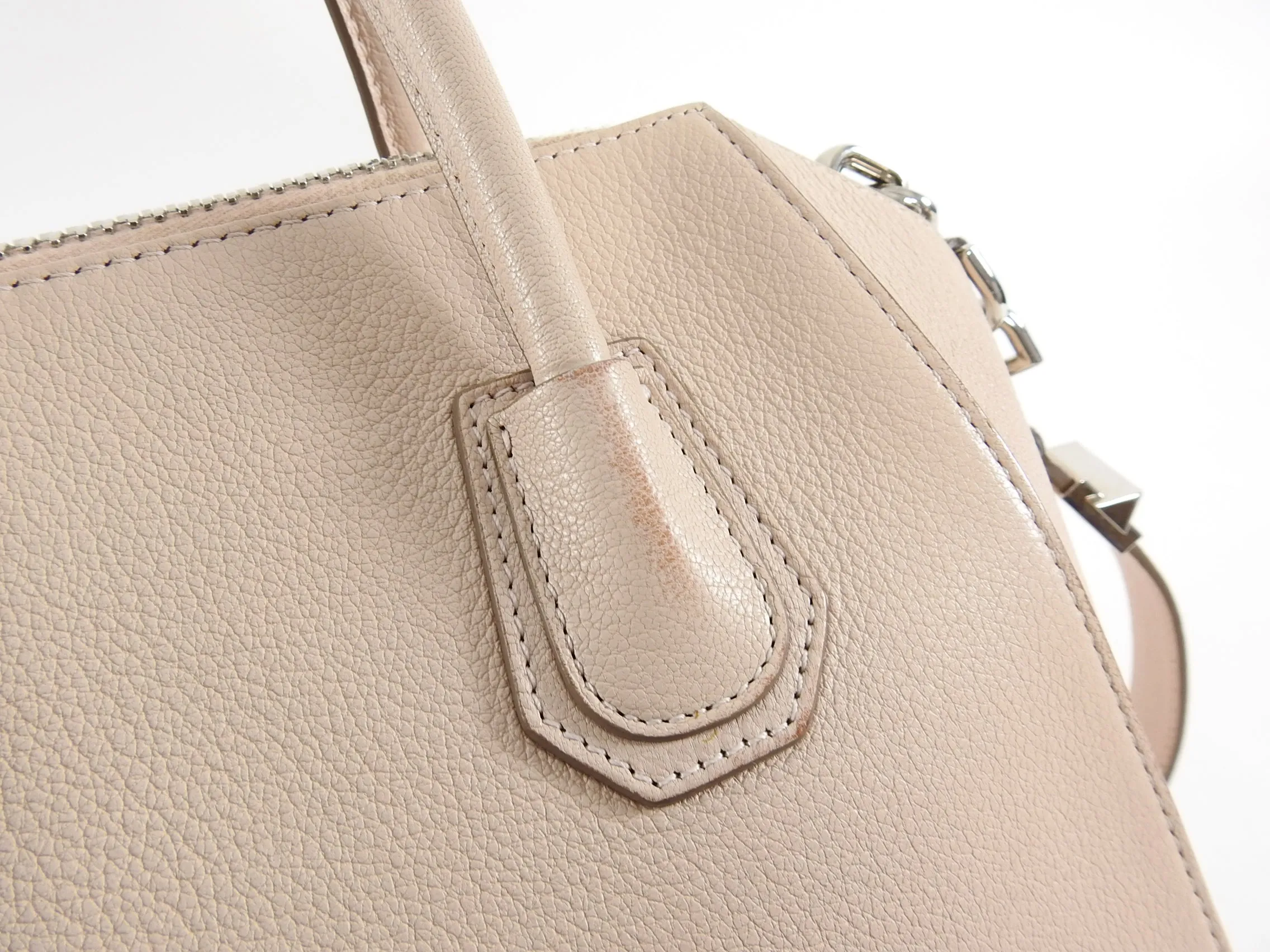 Givenchy Antigona Small Nude Bag