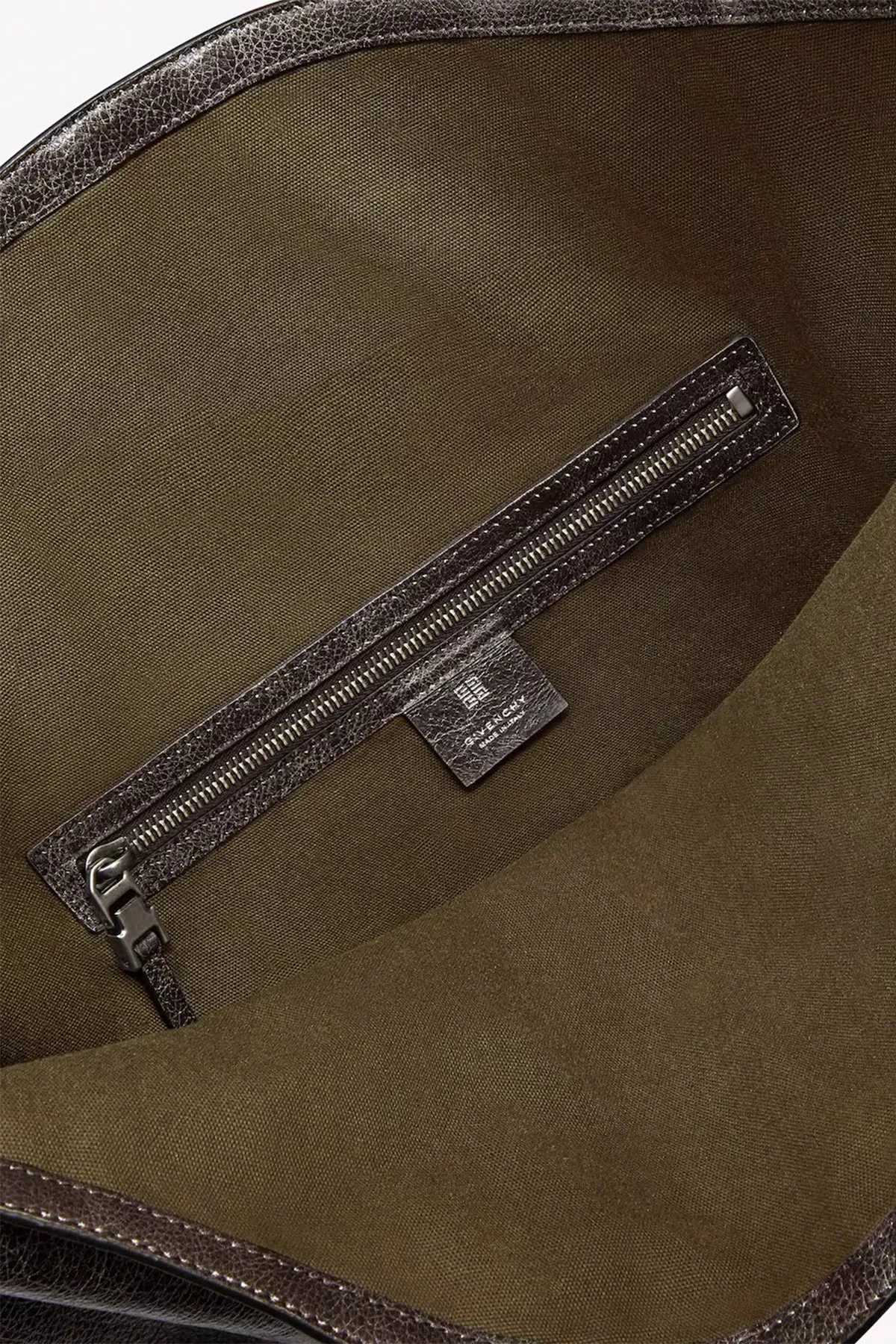 GIVENCHY | LARGE VOYOU BAG