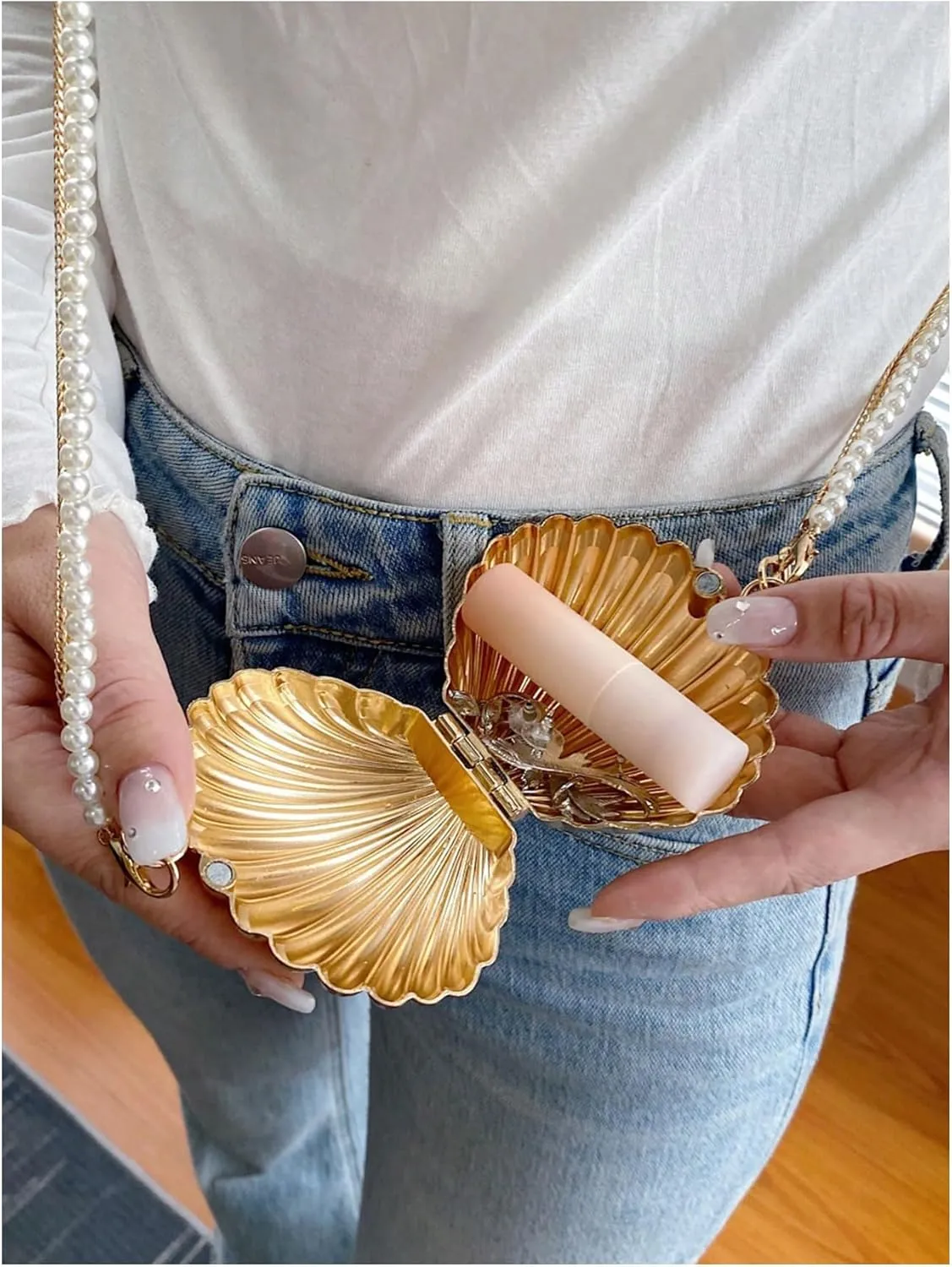 Milumia Women's Metallic Pearl Beaded Seashell Mini Purse Elegant Crossbody Handbags